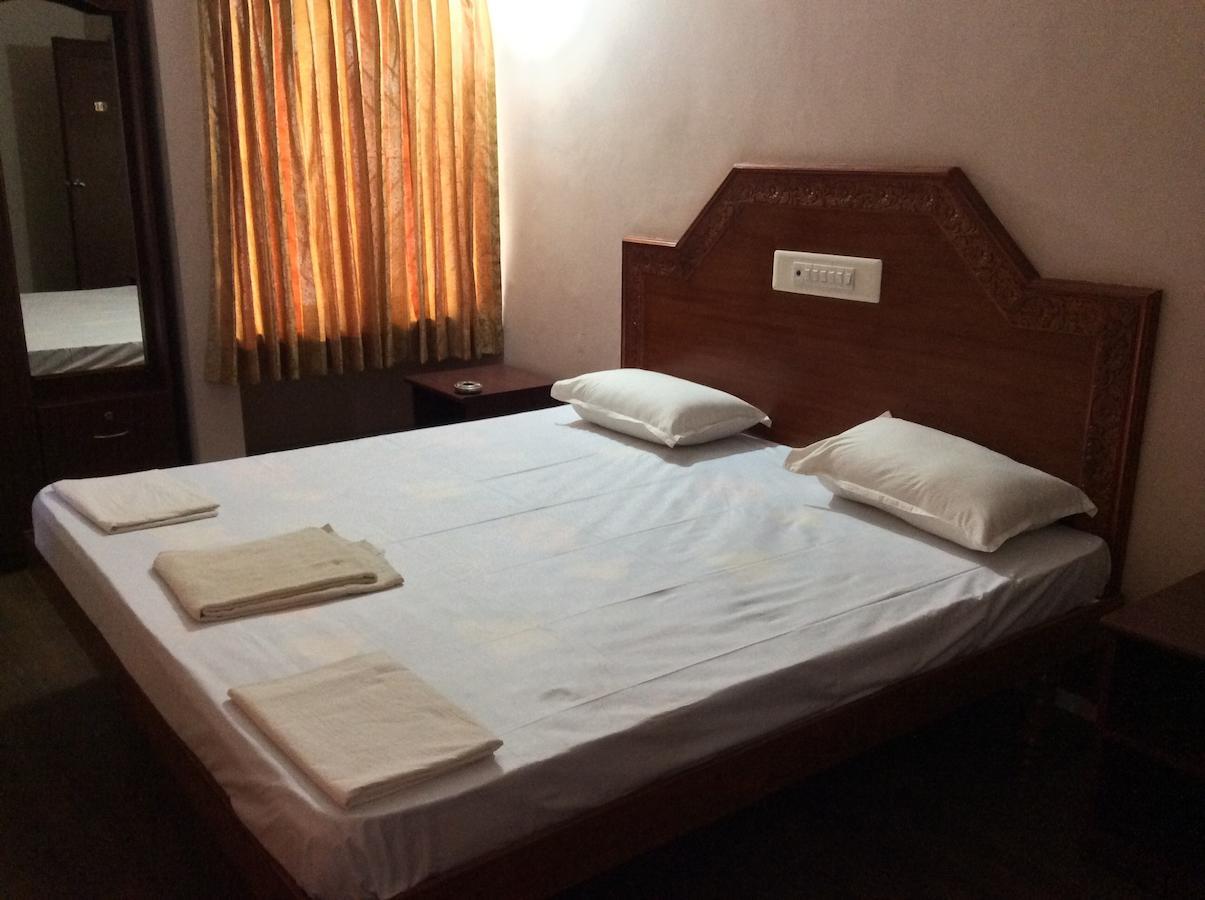 Sakthi Lodge Dharapuram 部屋 写真